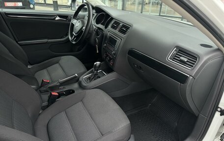 Volkswagen Jetta VI, 2016 год, 1 450 000 рублей, 27 фотография