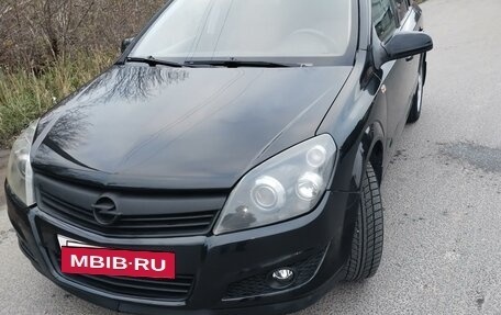 Opel Astra H, 2007 год, 600 000 рублей, 4 фотография