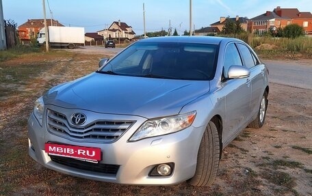 Toyota Camry, 2011 год, 1 920 000 рублей, 3 фотография