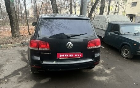 Volkswagen Touareg III, 2004 год, 710 000 рублей, 3 фотография