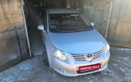 Toyota Avensis III рестайлинг, 2011 год, 1 330 000 рублей, 2 фотография