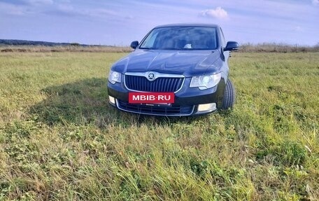 Skoda Superb III рестайлинг, 2013 год, 1 245 000 рублей, 6 фотография