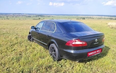 Skoda Superb III рестайлинг, 2013 год, 1 245 000 рублей, 2 фотография