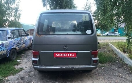 Volkswagen Transporter T4, 2000 год, 370 000 рублей, 3 фотография