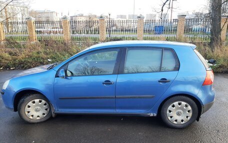 Volkswagen Golf V, 2004 год, 510 000 рублей, 3 фотография