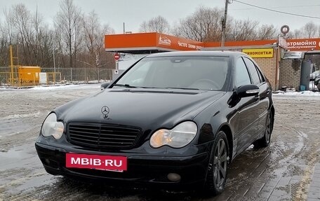 Mercedes-Benz C-Класс, 2003 год, 530 000 рублей, 2 фотография