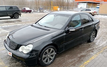 Mercedes-Benz C-Класс, 2003 год, 530 000 рублей, 4 фотография