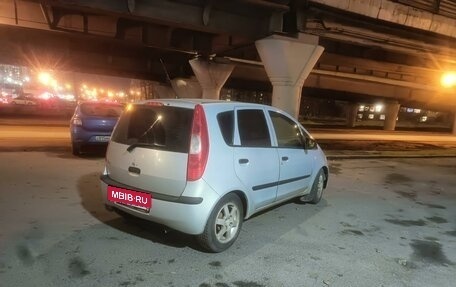 Mitsubishi Colt VI рестайлинг, 2004 год, 305 000 рублей, 3 фотография