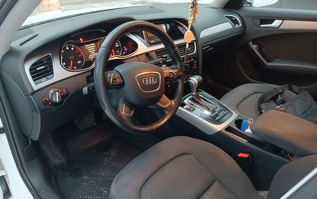 Audi A4, 2013 год, 1 300 000 рублей, 4 фотография