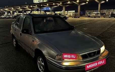 Daewoo Nexia I рестайлинг, 2004 год, 155 000 рублей, 2 фотография