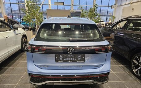 Volkswagen Tiguan, 2024 год, 6 408 000 рублей, 16 фотография