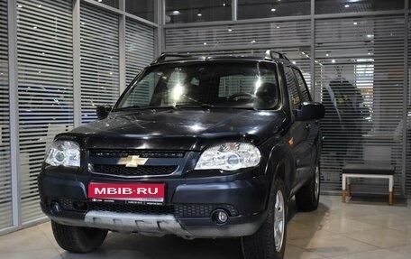 Chevrolet Niva I рестайлинг, 2009 год, 580 000 рублей, 1 фотография