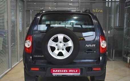 Chevrolet Niva I рестайлинг, 2009 год, 580 000 рублей, 3 фотография