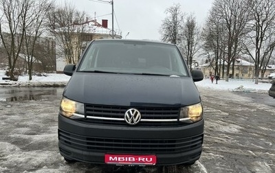 Volkswagen Transporter T6 рестайлинг, 2019 год, 3 300 000 рублей, 1 фотография