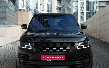 Land Rover Range Rover IV рестайлинг, 2018 год, 7 790 000 рублей, 2 фотография