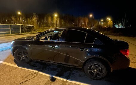 Chevrolet Cruze II, 2009 год, 600 000 рублей, 8 фотография