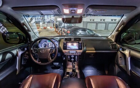 Toyota Land Cruiser Prado 150 рестайлинг 2, 2018 год, 5 550 000 рублей, 25 фотография