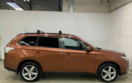 Mitsubishi Outlander III рестайлинг 3, 2012 год, 1 500 000 рублей, 4 фотография