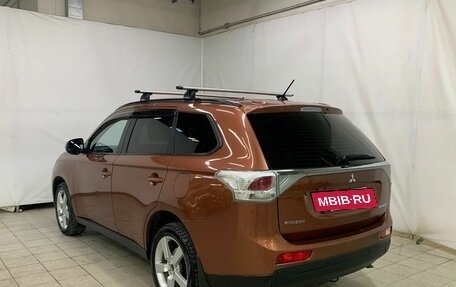 Mitsubishi Outlander III рестайлинг 3, 2012 год, 1 500 000 рублей, 7 фотография