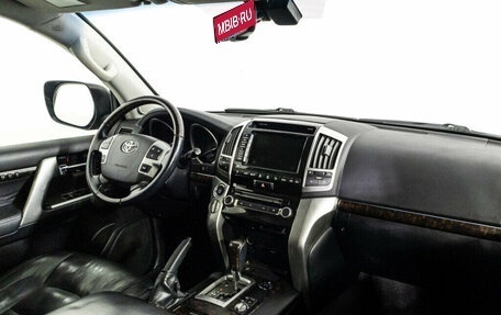 Toyota Land Cruiser 200, 2014 год, 4 139 000 рублей, 9 фотография