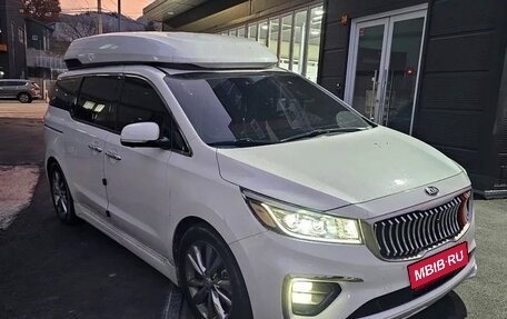 KIA Carnival III, 2020 год, 2 419 000 рублей, 1 фотография