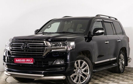 Toyota Land Cruiser 200, 2018 год, 7 789 000 рублей, 1 фотография