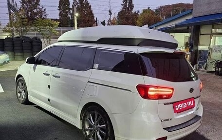 KIA Carnival III, 2020 год, 2 419 000 рублей, 6 фотография