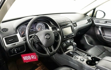 Volkswagen Touareg III, 2015 год, 3 039 000 рублей, 11 фотография