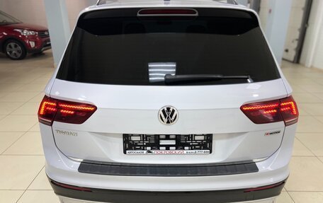 Volkswagen Tiguan II, 2019 год, 2 678 000 рублей, 9 фотография