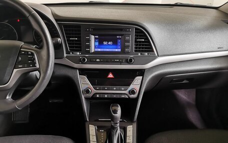 Hyundai Elantra VI рестайлинг, 2018 год, 1 633 000 рублей, 11 фотография