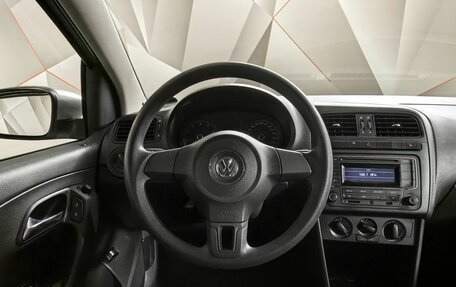 Volkswagen Polo VI (EU Market), 2013 год, 747 000 рублей, 15 фотография