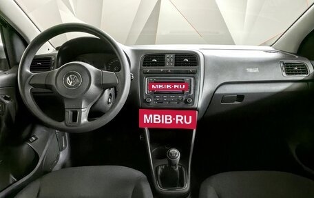 Volkswagen Polo VI (EU Market), 2013 год, 747 000 рублей, 10 фотография