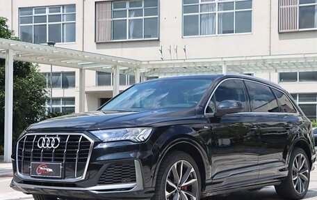 Audi Q7, 2021 год, 7 825 000 рублей, 1 фотография