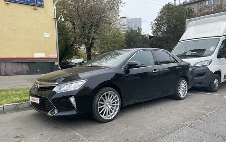 Toyota Camry, 2016 год, 2 520 000 рублей, 3 фотография