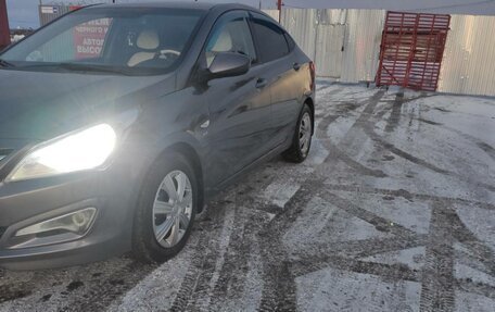 Hyundai Solaris II рестайлинг, 2014 год, 1 100 000 рублей, 5 фотография