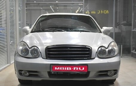 Hyundai Sonata IV рестайлинг, 2011 год, 650 000 рублей, 2 фотография