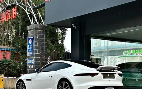 Jaguar F-Type I рестайлинг 2, 2020 год, 5 950 000 рублей, 7 фотография