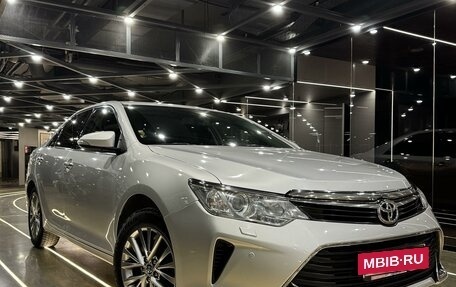 Toyota Camry, 2016 год, 2 200 000 рублей, 4 фотография