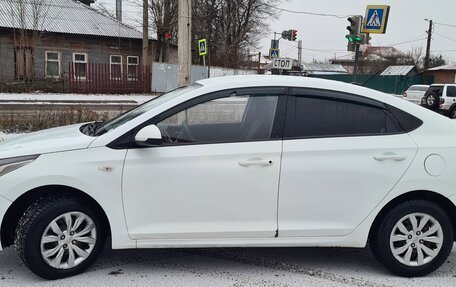 Hyundai Solaris II рестайлинг, 2019 год, 835 000 рублей, 2 фотография