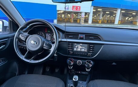 KIA Rio III рестайлинг, 2017 год, 1 495 000 рублей, 24 фотография