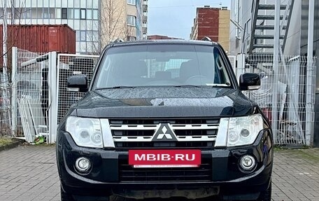 Mitsubishi Pajero IV, 2012 год, 1 999 000 рублей, 2 фотография