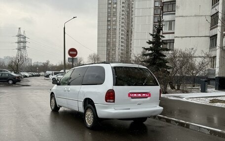 Chrysler Town & Country III, 1998 год, 420 000 рублей, 4 фотография