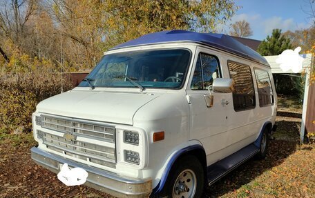 Chevrolet Van, 1992 год, 990 000 рублей, 2 фотография