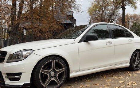 Mercedes-Benz C-Класс, 2012 год, 1 450 000 рублей, 2 фотография