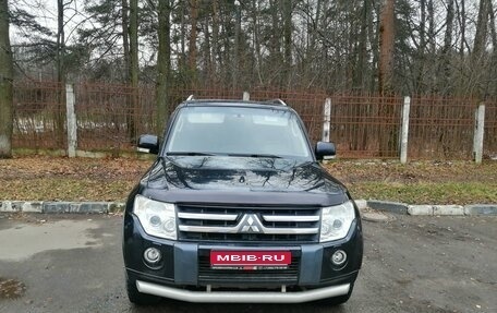 Mitsubishi Pajero IV, 2011 год, 2 150 000 рублей, 1 фотография