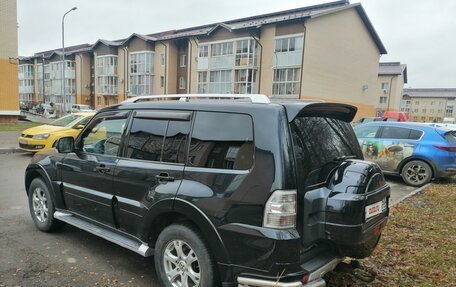 Mitsubishi Pajero IV, 2011 год, 2 150 000 рублей, 2 фотография