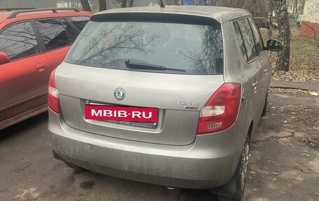 Skoda Fabia II, 2009 год, 650 000 рублей, 2 фотография