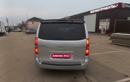 Hyundai Grand Starex Grand Starex I рестайлинг 2, 2008 год, 1 299 000 рублей, 6 фотография