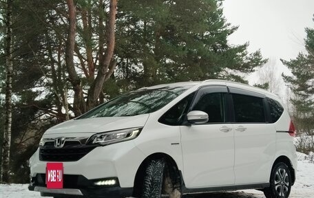 Honda Freed II, 2019 год, 1 980 000 рублей, 3 фотография