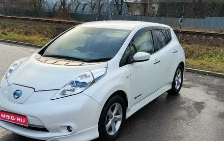 Nissan Leaf I, 2015 год, 1 230 000 рублей, 1 фотография